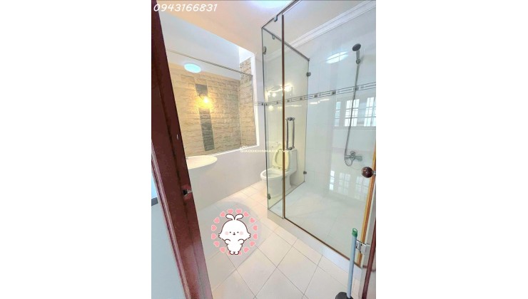 bán nhà mặt phố 200m2 bình tân, 3 tầng, 6pn, sổ đỏ, NHỈNH 19XX tỷ - vị trí vàng, 0943166831 xem nhà ngay!